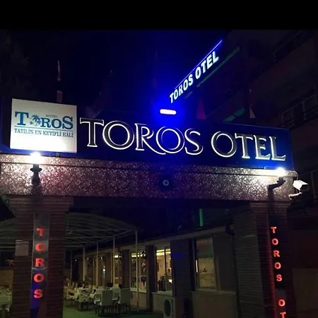 Toros Hotel *